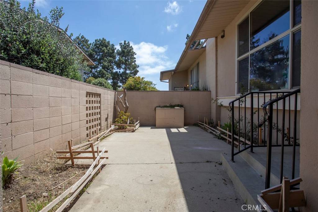 Santa Maria, CA 93454,715 S Bradley RD #14