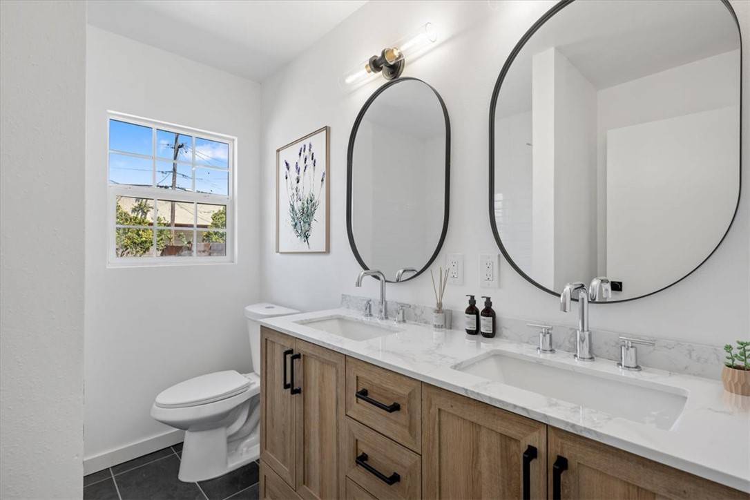 Santa Maria, CA 93458,824 S Smith ST