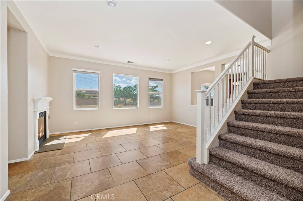 Perris, CA 92570,157 Headlands WAY