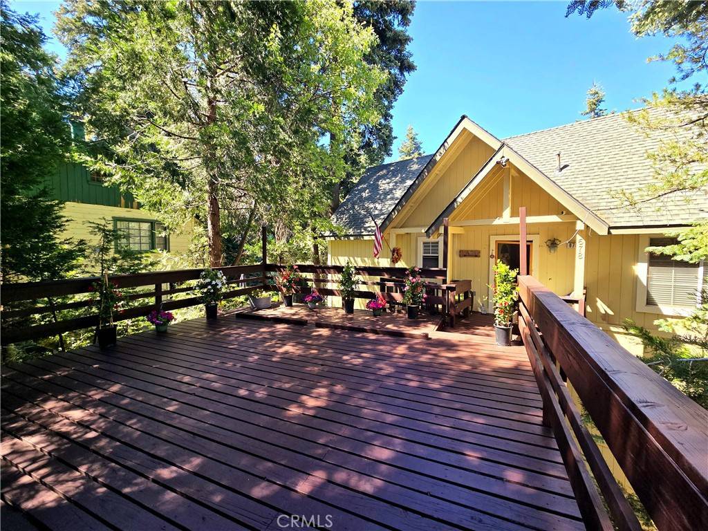 678 Buckingham SQ, Lake Arrowhead, CA 92352