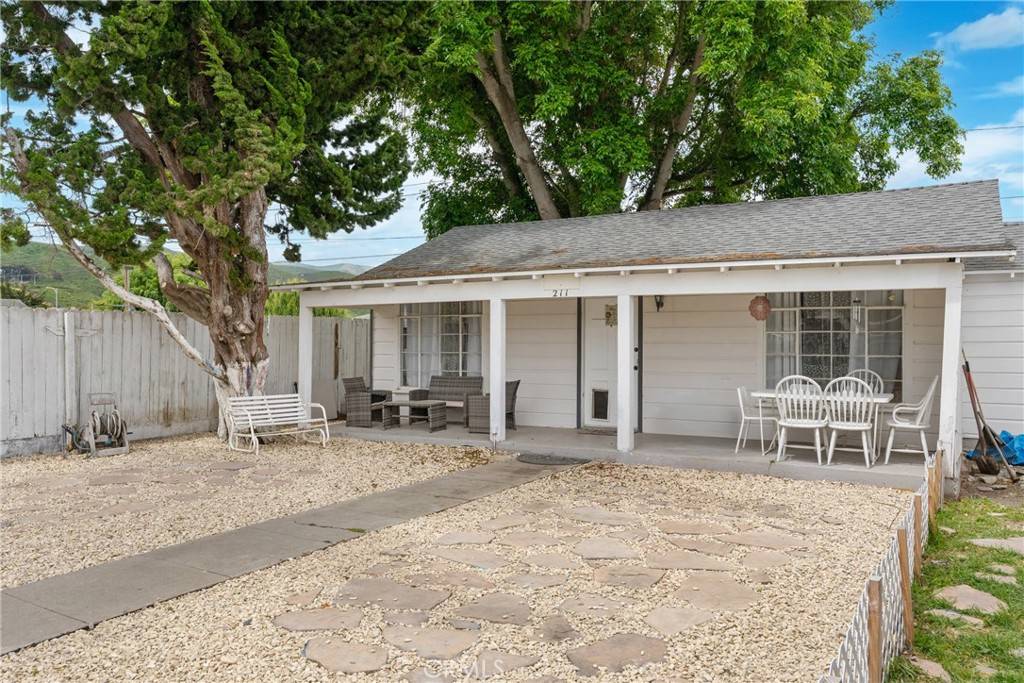 Lompoc, CA 93436,211 S K ST