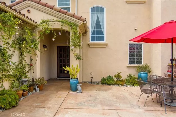 Lompoc, CA 93436,1215 Harris DR