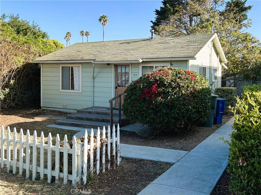 919 Seabright AVE, Grover Beach, CA 93433