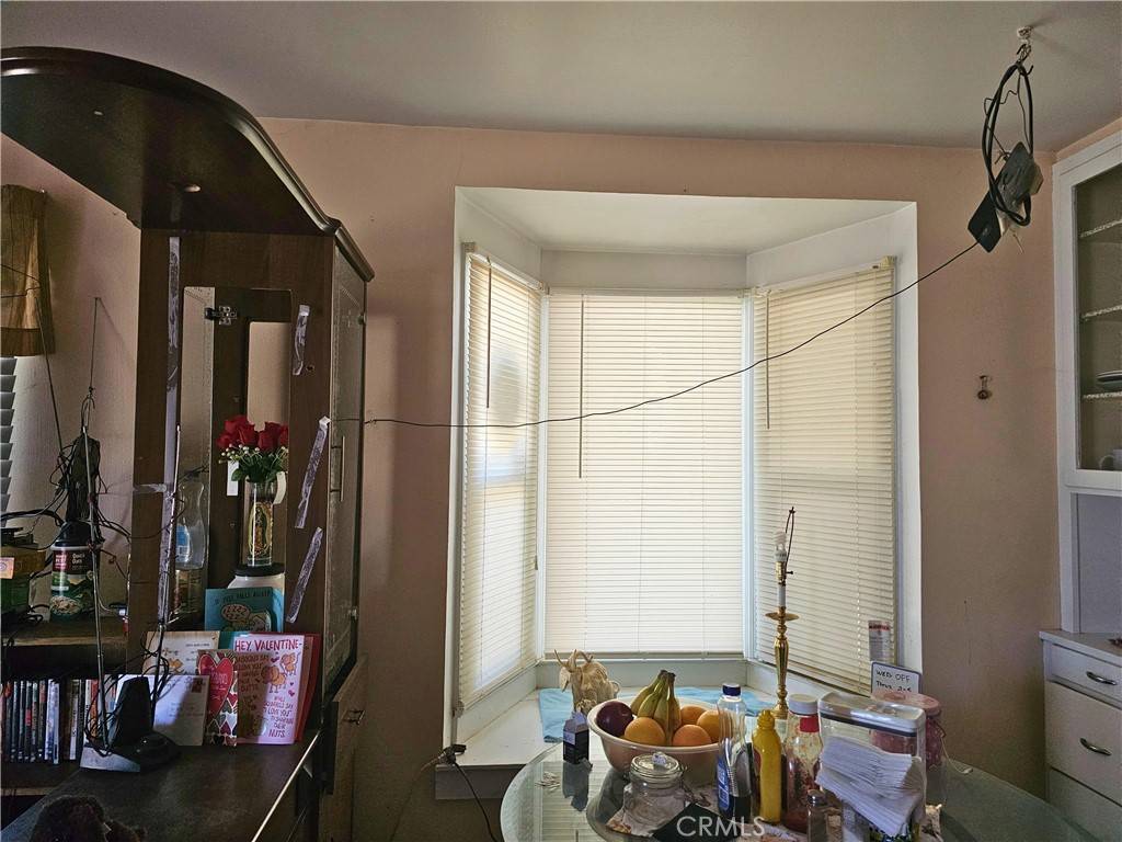 Hanford, CA 93230,415 E Florinda ST