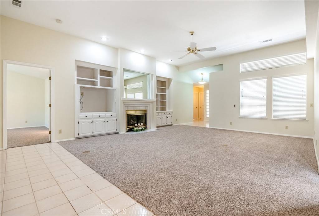 Visalia, CA 93292,1301 S Cotta ST S