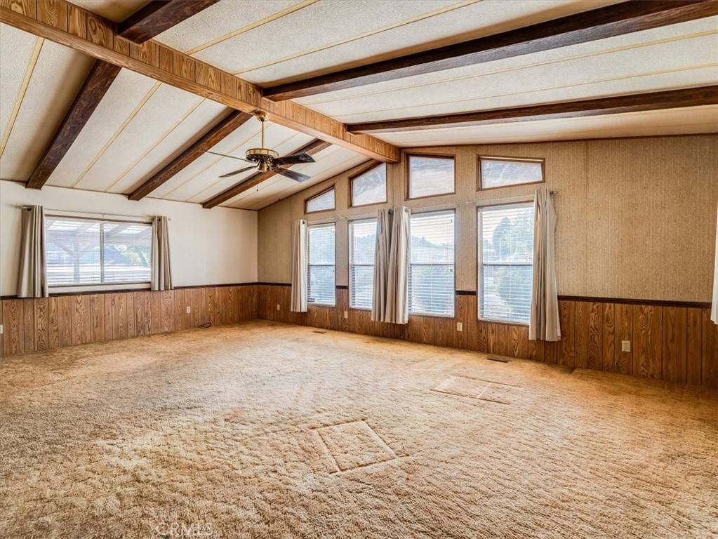 Paso Robles, CA 93446,4556 Windward