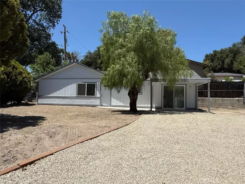 4490 San Jacinto AVE, Atascadero, CA 93422