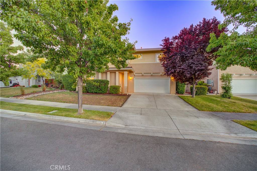 604 Larkfield PL, Paso Robles, CA 93446