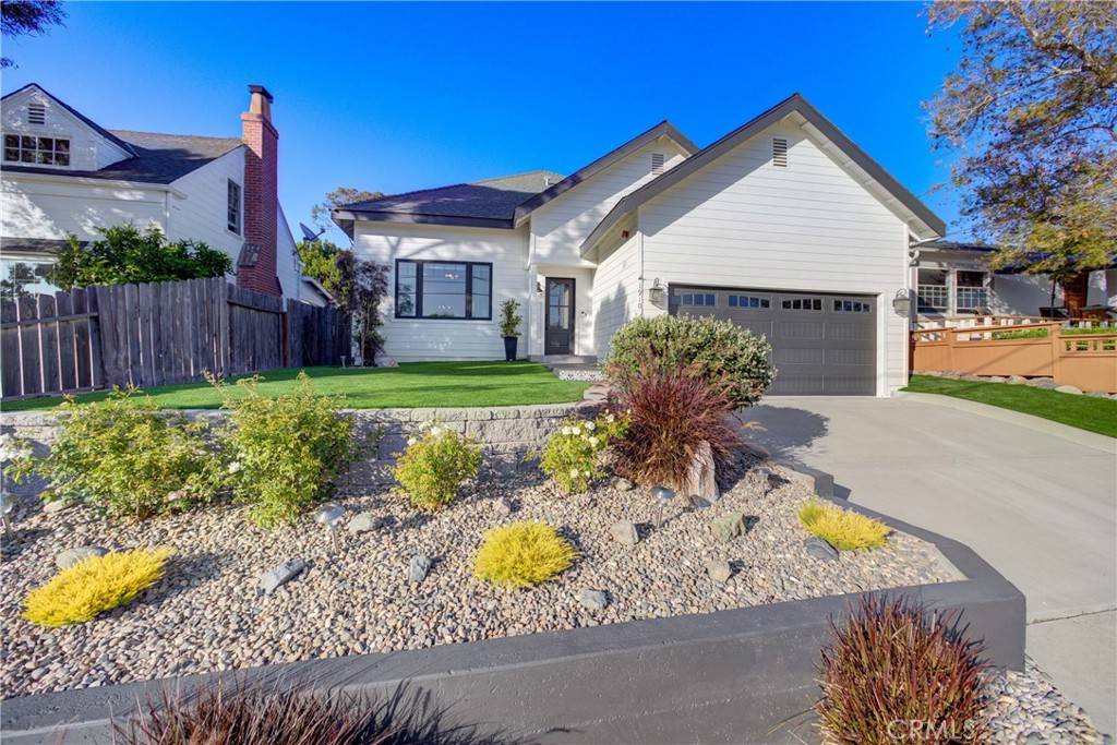 1910 Fixlini ST, San Luis Obispo, CA 93401