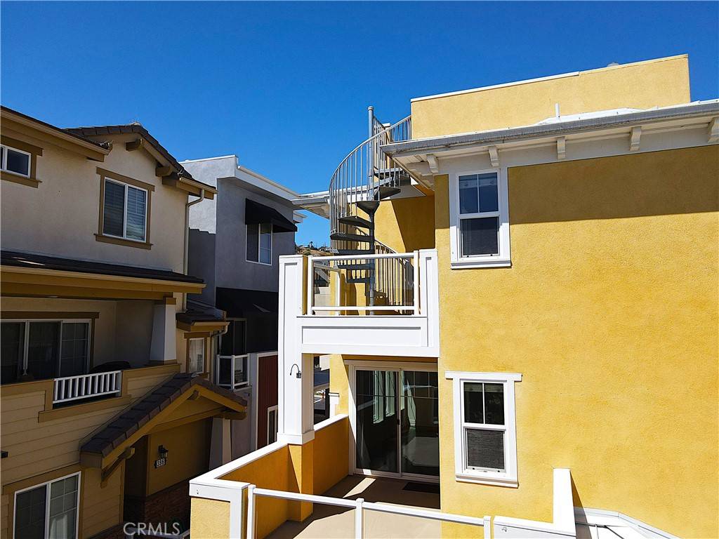 Pismo Beach, CA 93449,393 Wadsworth AVE
