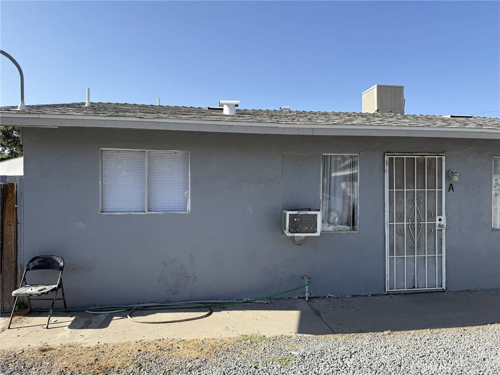 1108 N Rinaldi ST, Visalia, CA 93291