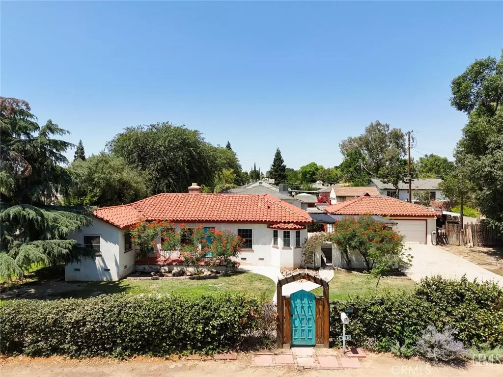 Bakersfield, CA 93305,700 Hillcrest DR