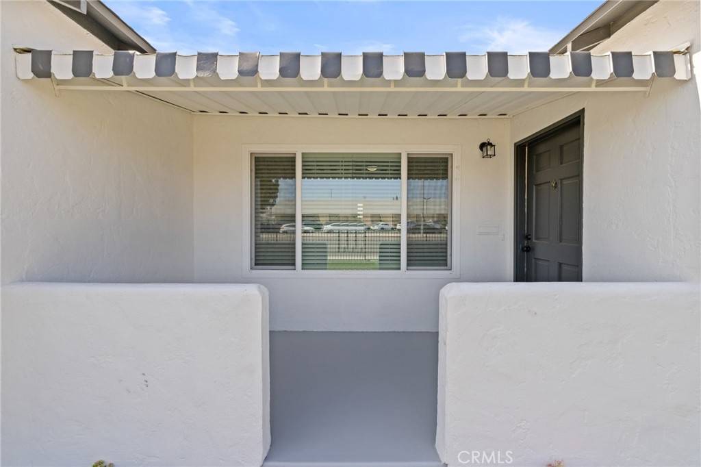 Hanford, CA 93230,211 E Grangeville BLVD