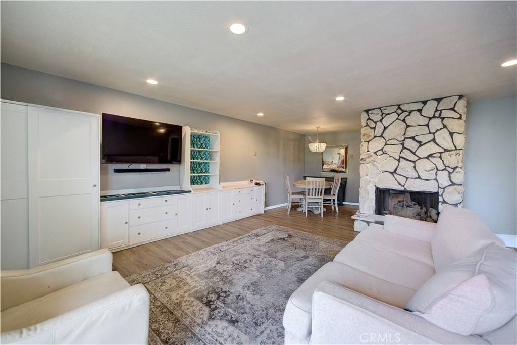 Morro Bay, CA 93442,641 Piney WAY #D