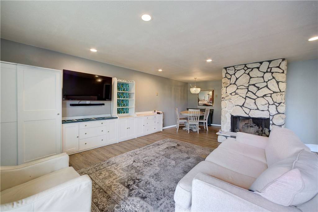 Morro Bay, CA 93442,641 Piney WAY #D