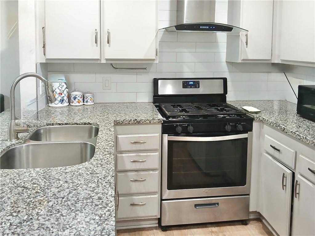 2617 Pinon Springs CIR #B, Bakersfield, CA 93309