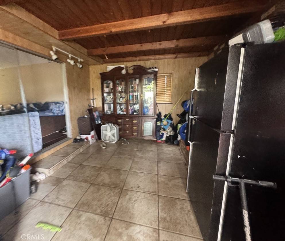 Lompoc, CA 93436,616 N X ST
