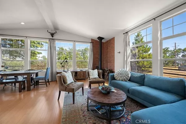 Paso Robles, CA 93446,5990 Sunny Glen