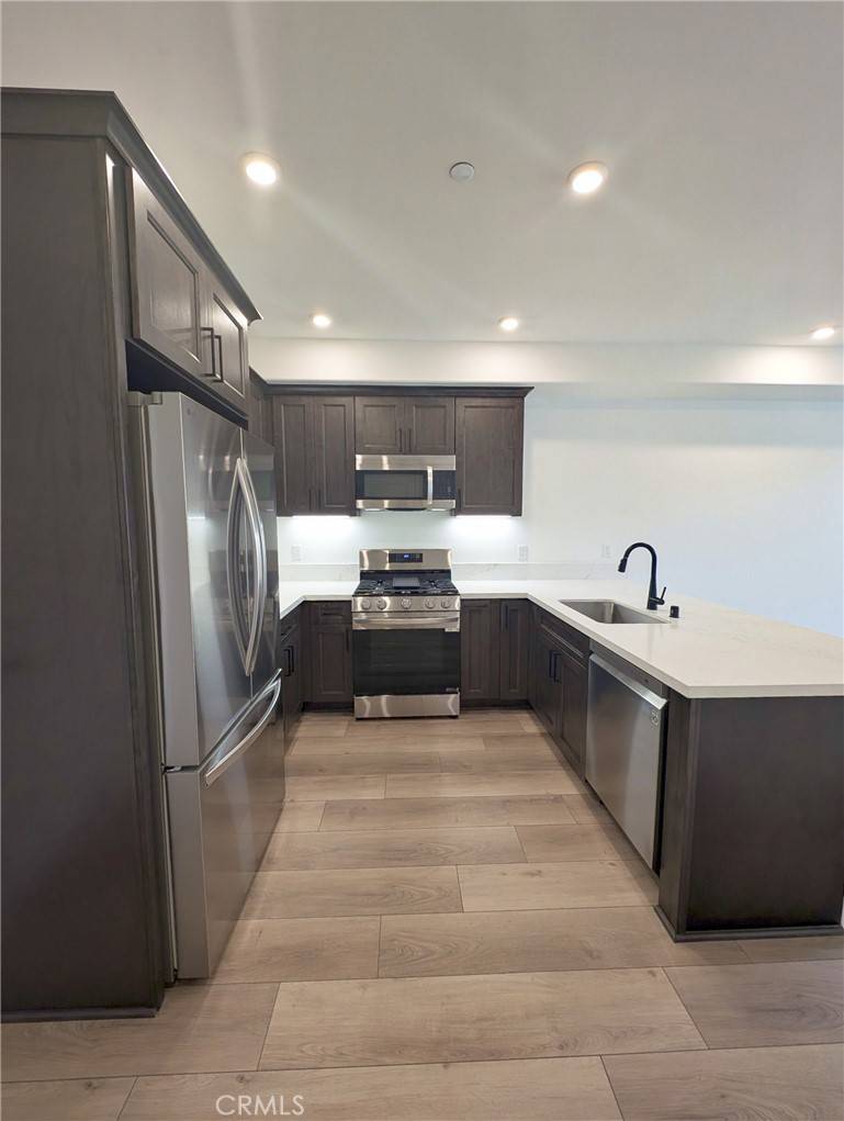 Grover Beach, CA 93433,402 W Grand AVE #106