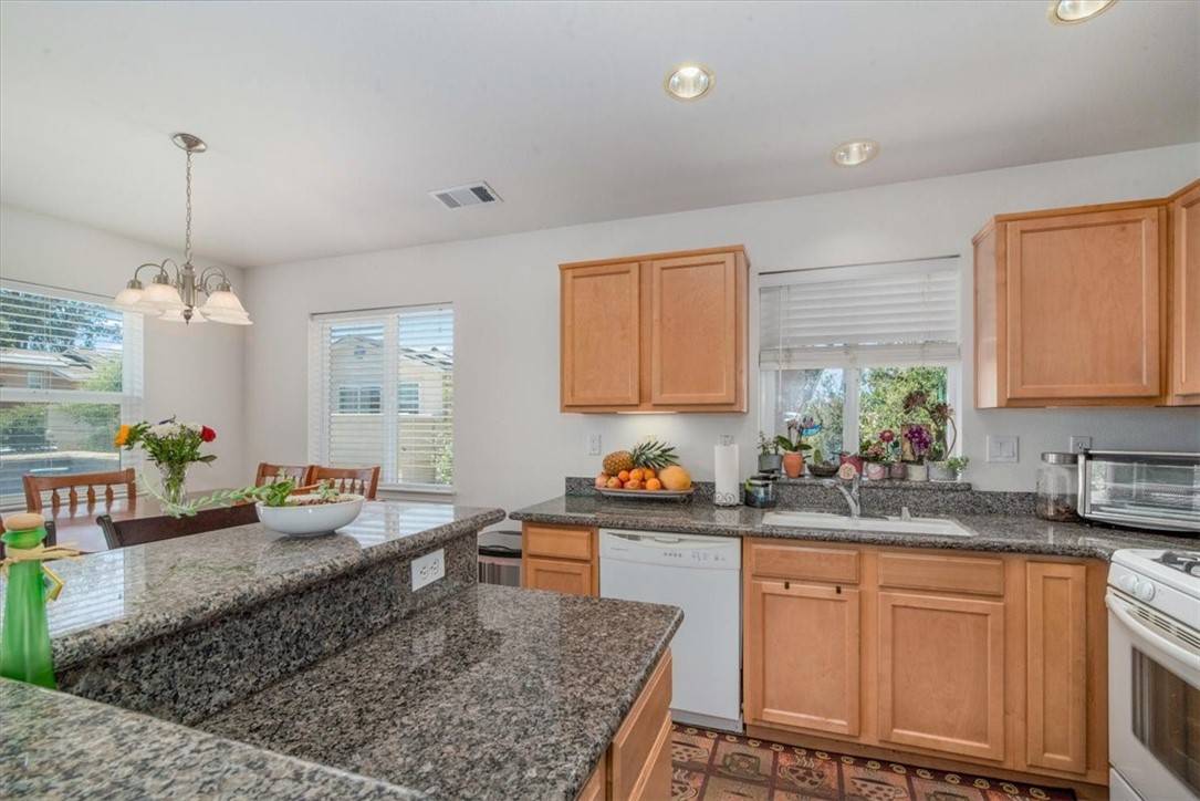 Nipomo, CA 93444,177 Jerome CT