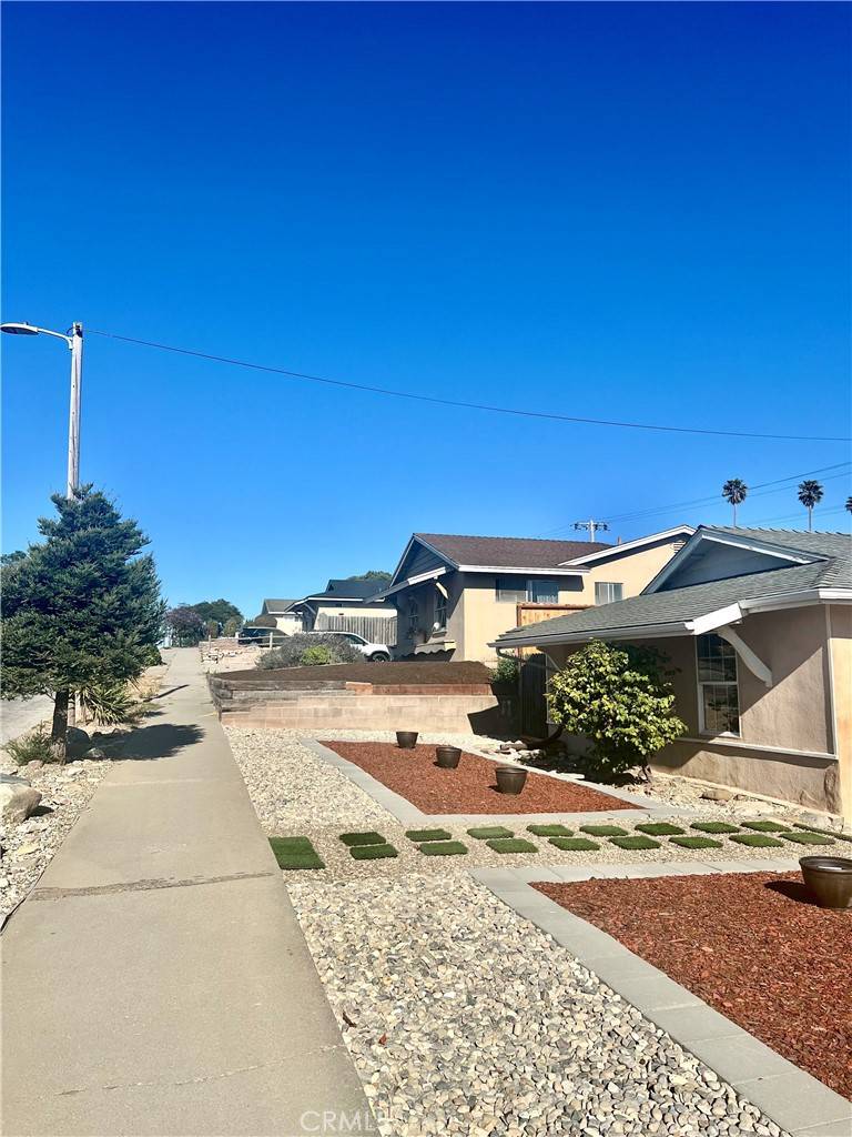 Santa Maria, CA 93455,1176 Bauer AVE