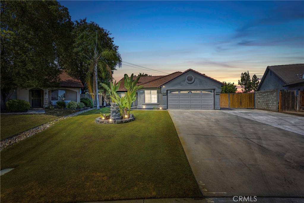 12017 Hannah Denise AVE, Bakersfield, CA 93312