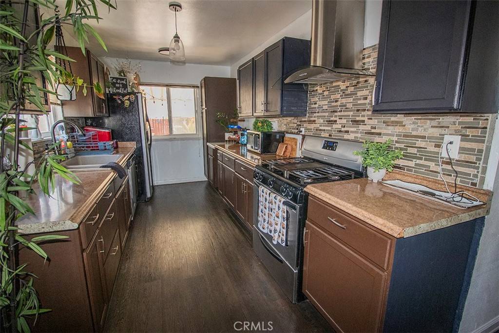 Santa Maria, CA 93454,1015 N School ST