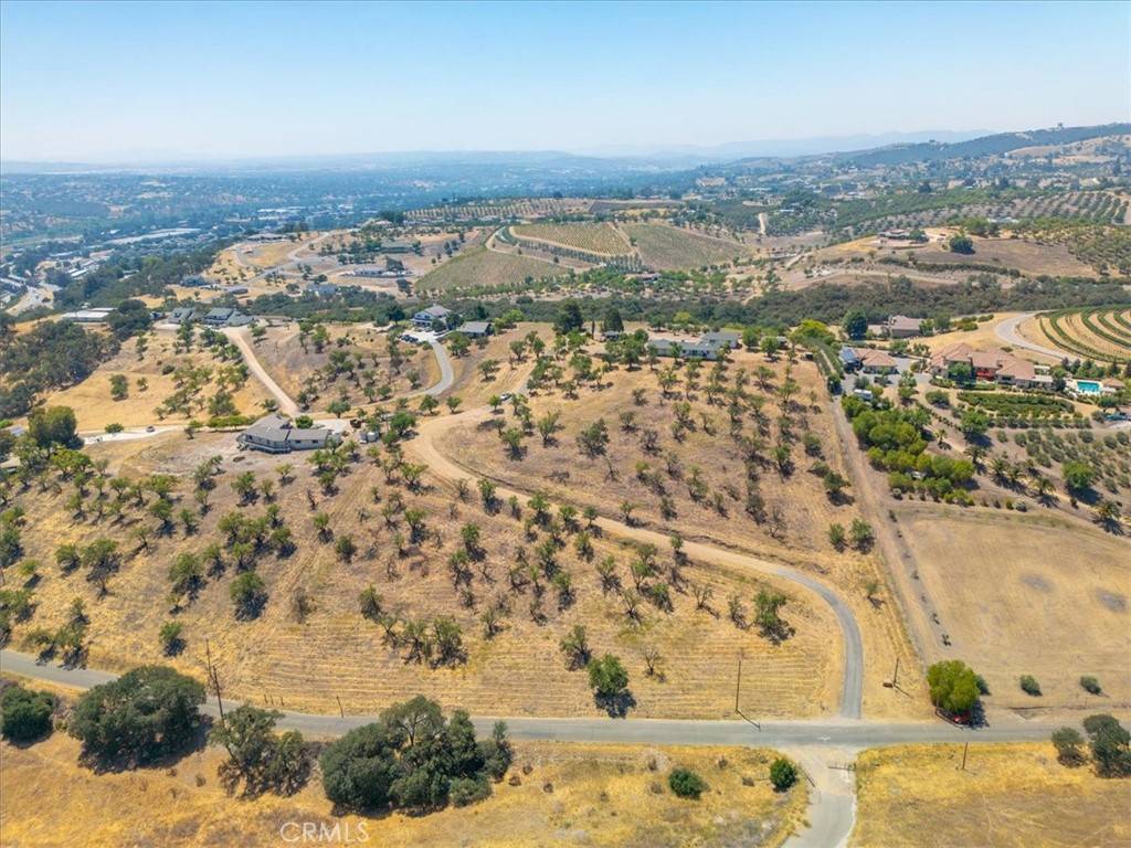 Paso Robles, CA 93446,375 Villa Lots RD