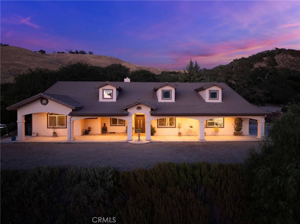 9966 Sunfish CIR, Paso Robles, CA 93446