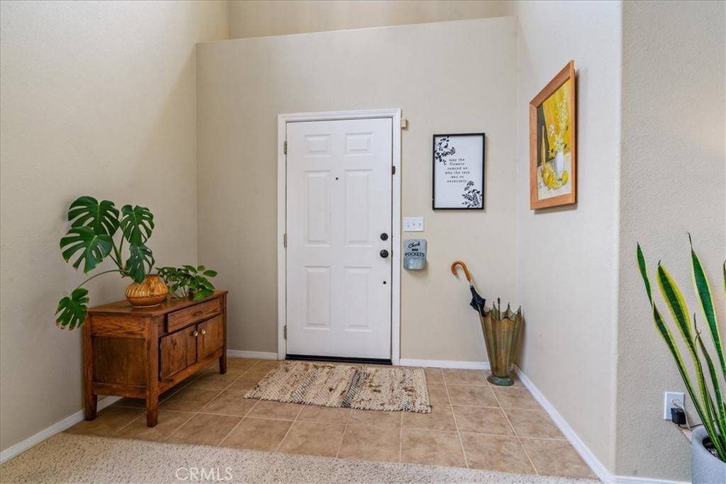 Santa Maria, CA 93454,725 Brandy CT