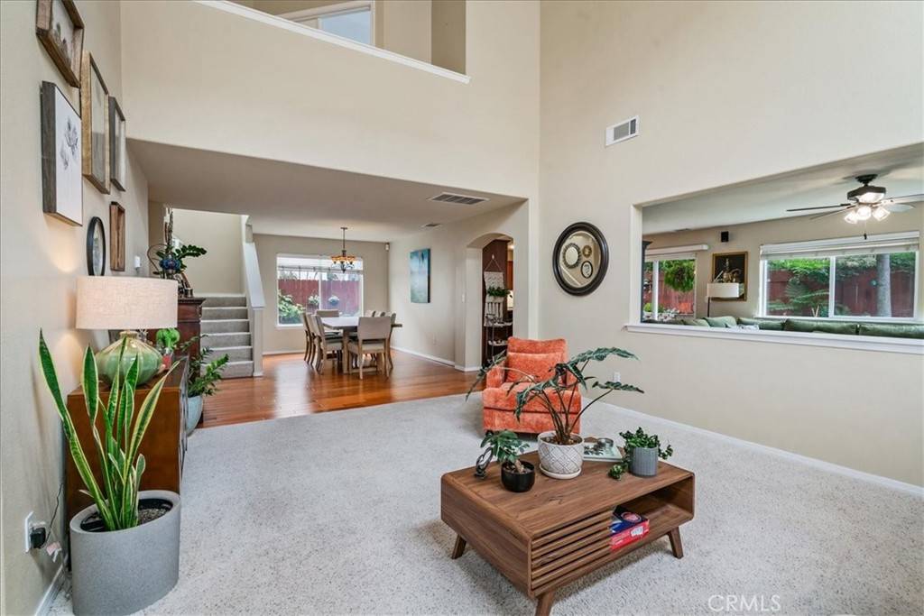 Santa Maria, CA 93454,725 Brandy CT