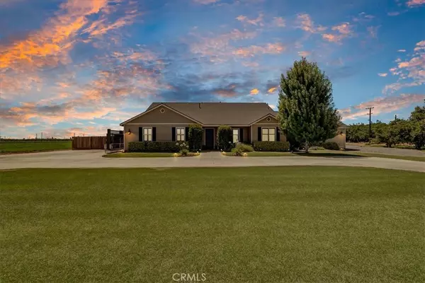 Visalia, CA 93292,28020 Road 148