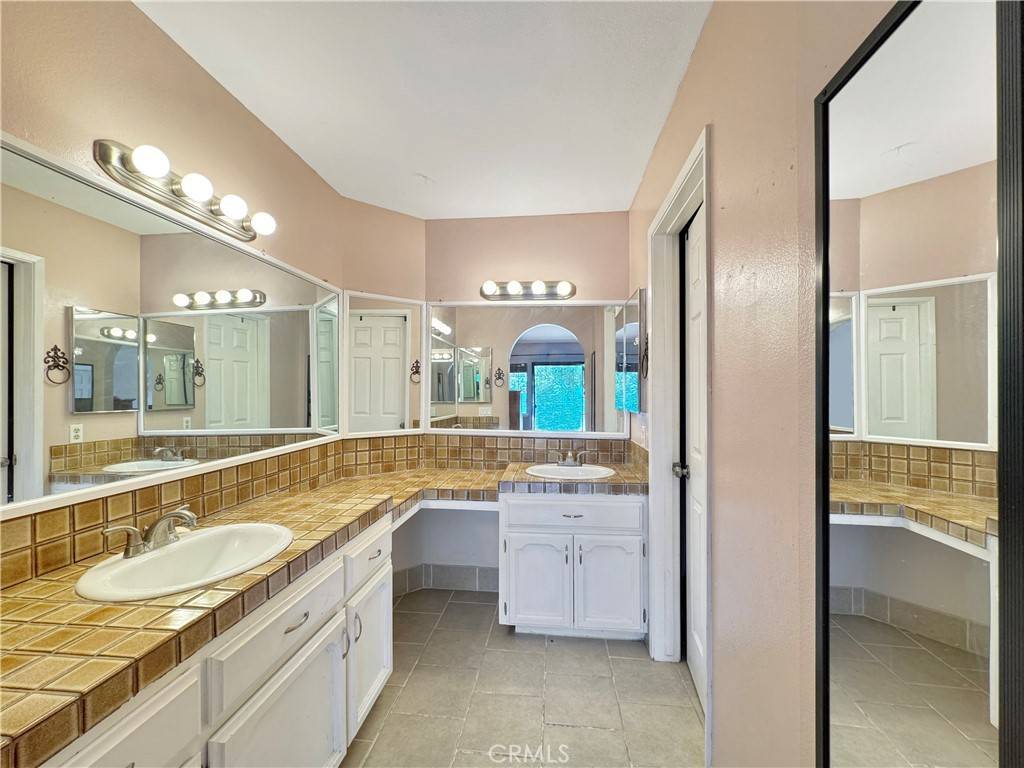 Santa Maria, CA 93455,566 Parkview N