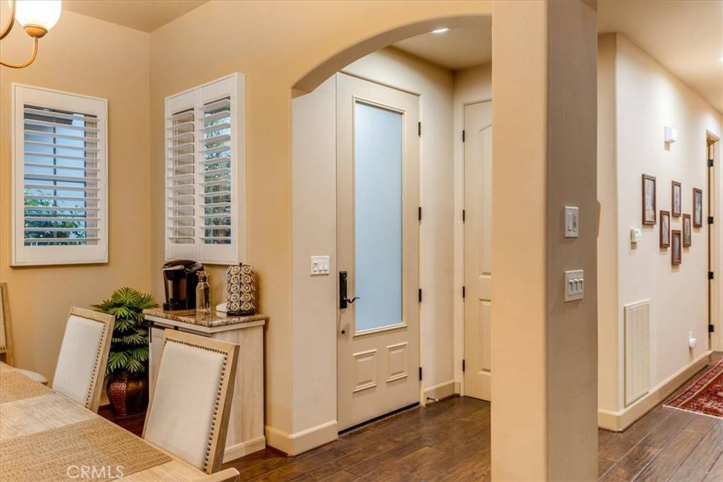 Nipomo, CA 93444,977 Jacqueline PL