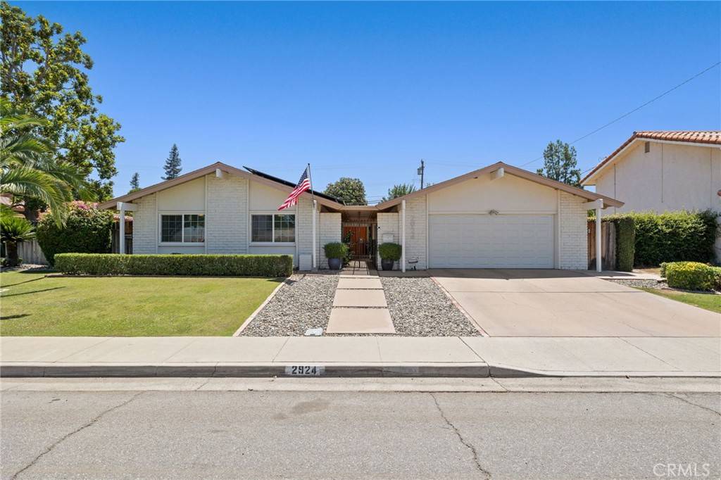 2924 Elm ST, Bakersfield, CA 93301