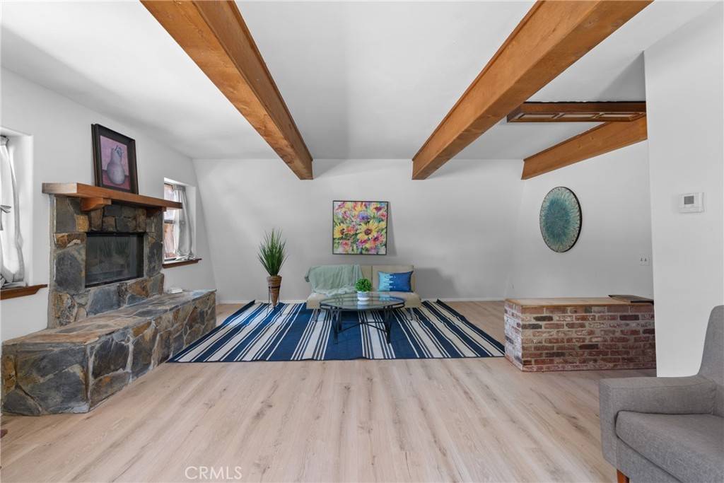 Los Alamos, CA 93440,425 Shaw ST