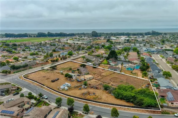 Grover Beach, CA 93433,1591 1601 Farroll RD