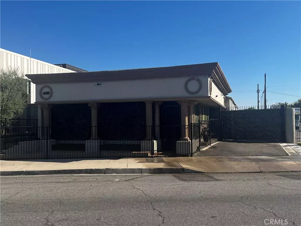 Bakersfield, CA 93301,440 19th ST