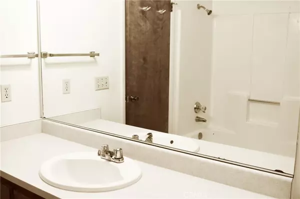 Pismo Beach, CA 93449,762 White Oak BLVD