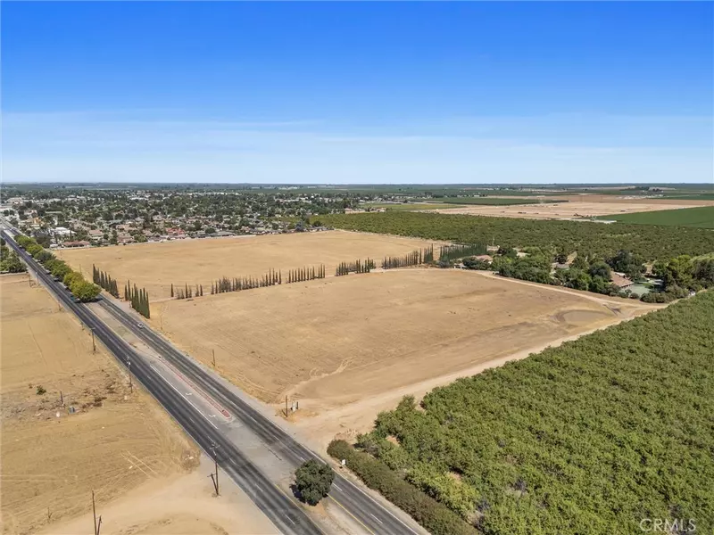 1320 E Lerdo, Shafter, CA 93263