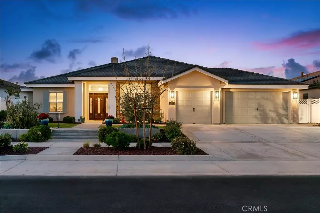 Bakersfield, CA 93311,13714 Stonethwaite LN