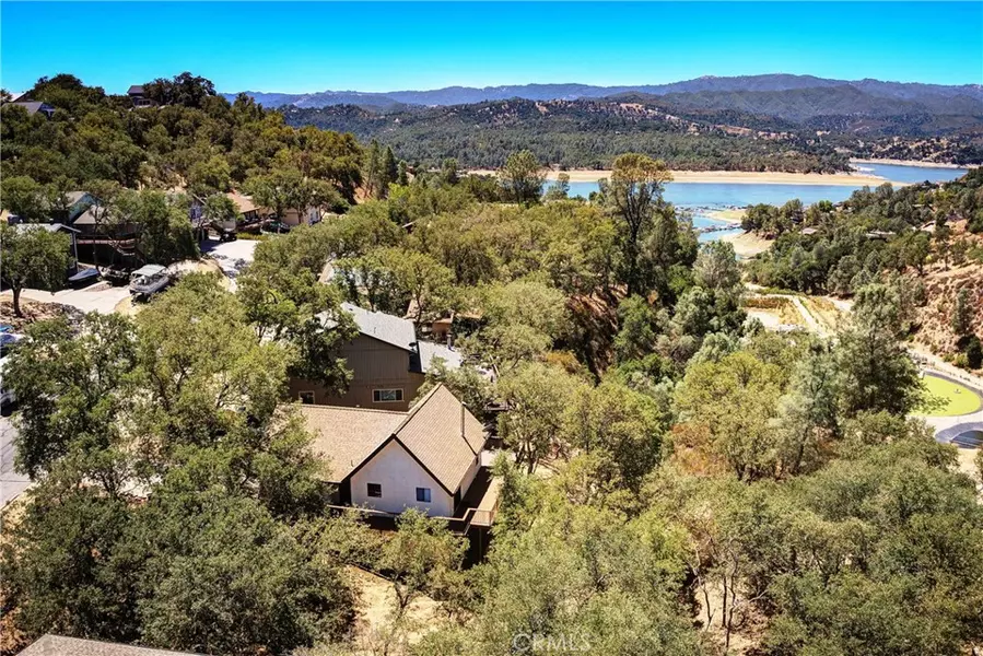 2513 Shoreline RD, Bradley, CA 93426
