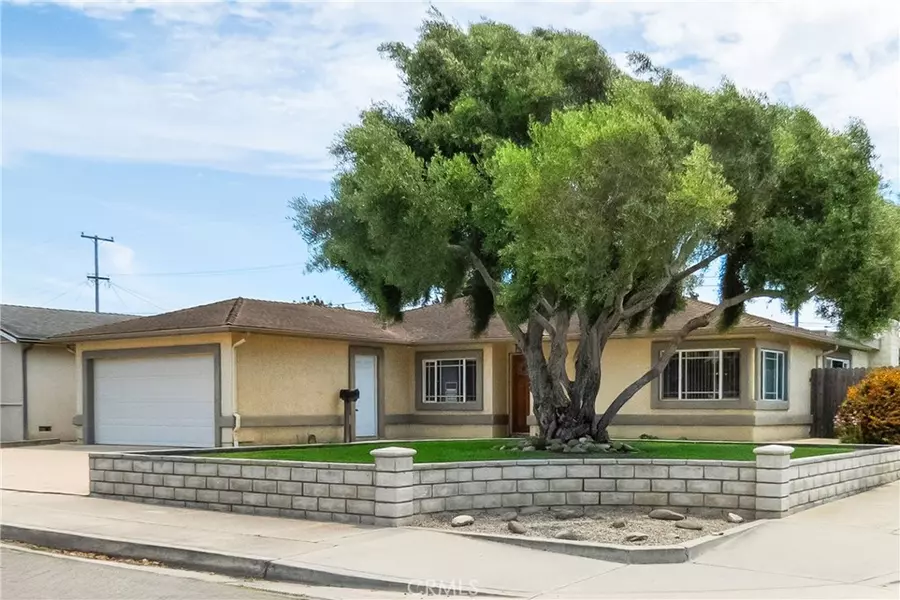 1020 W Cherry AVE, Lompoc, CA 93436