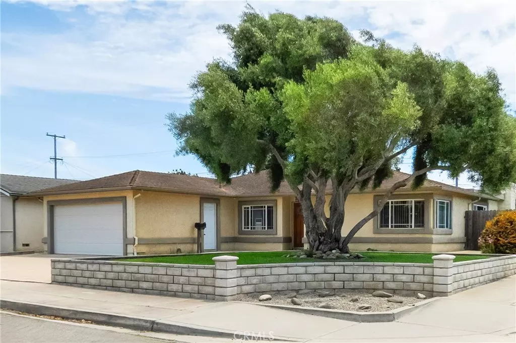 Lompoc, CA 93436,1020 W Cherry AVE