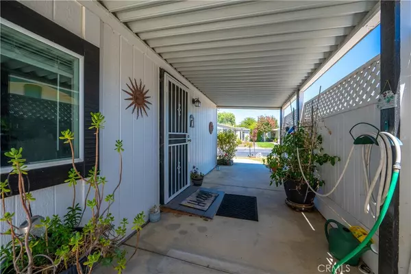 Paso Robles, CA 93446,240 Lark DR