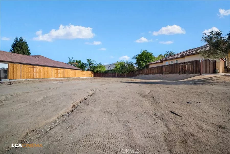 14906 Colonia De Las Rosas, Bakersfield, CA 93306