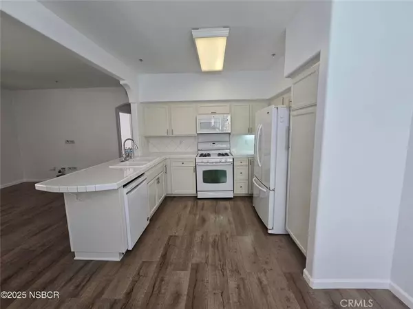 Santa Maria, CA 93455,610 Sunrise DR #3C
