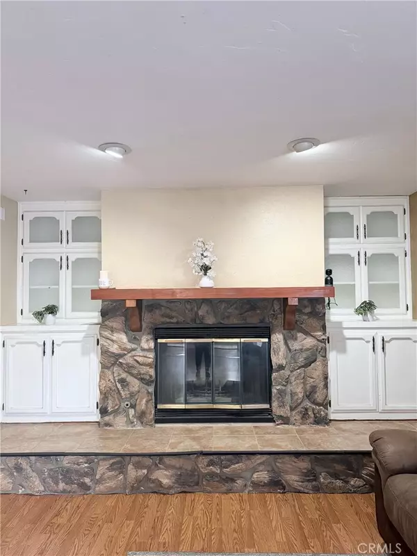 Santa Maria, CA 93454,310 El Calle Jon