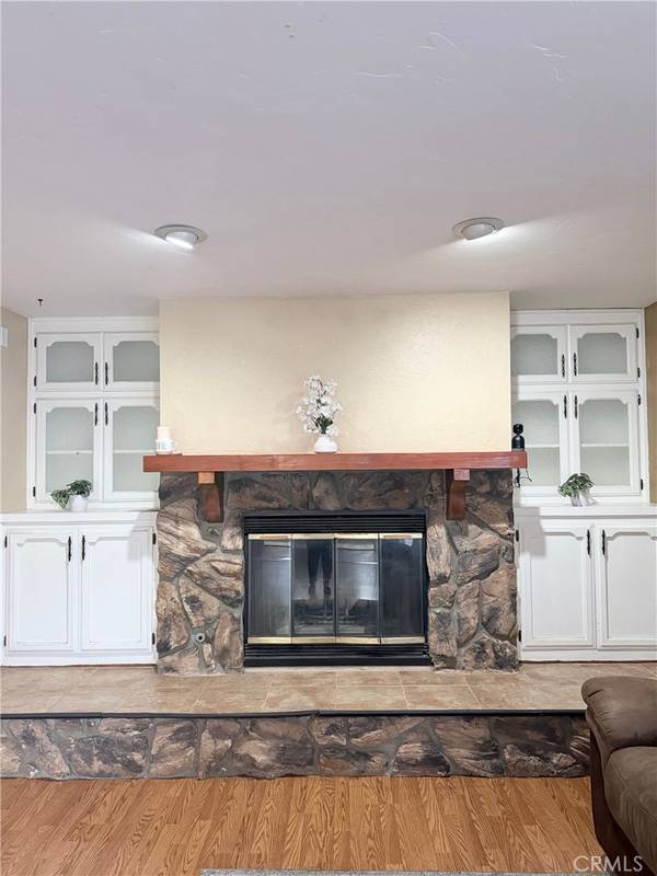 Santa Maria, CA 93454,310 El Calle Jon