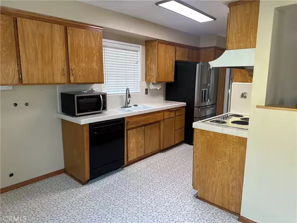 Santa Maria, CA 93454,332 E Taylor ST